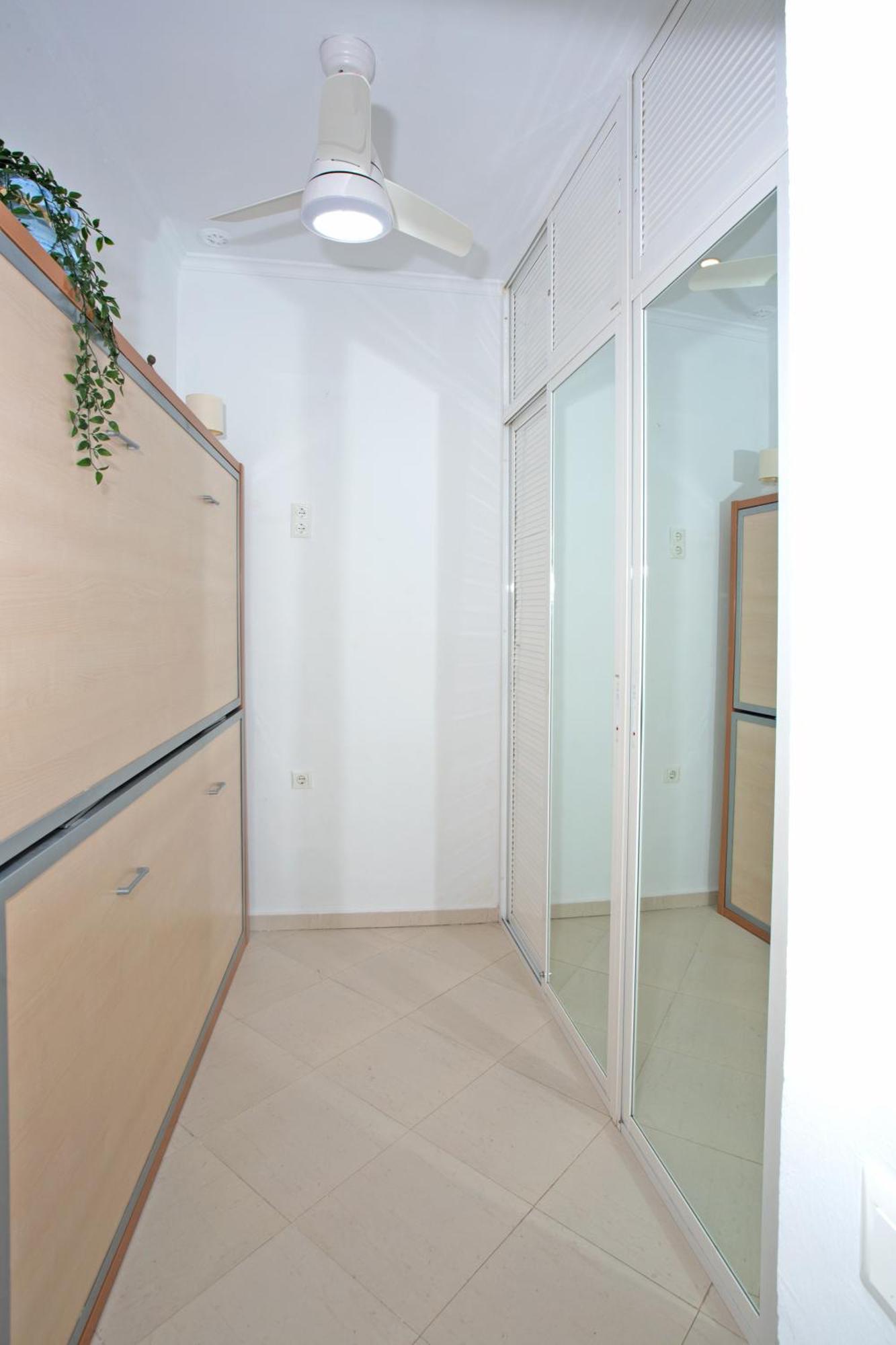 Cadizz- El Faro Del Manteca Apartment Luaran gambar