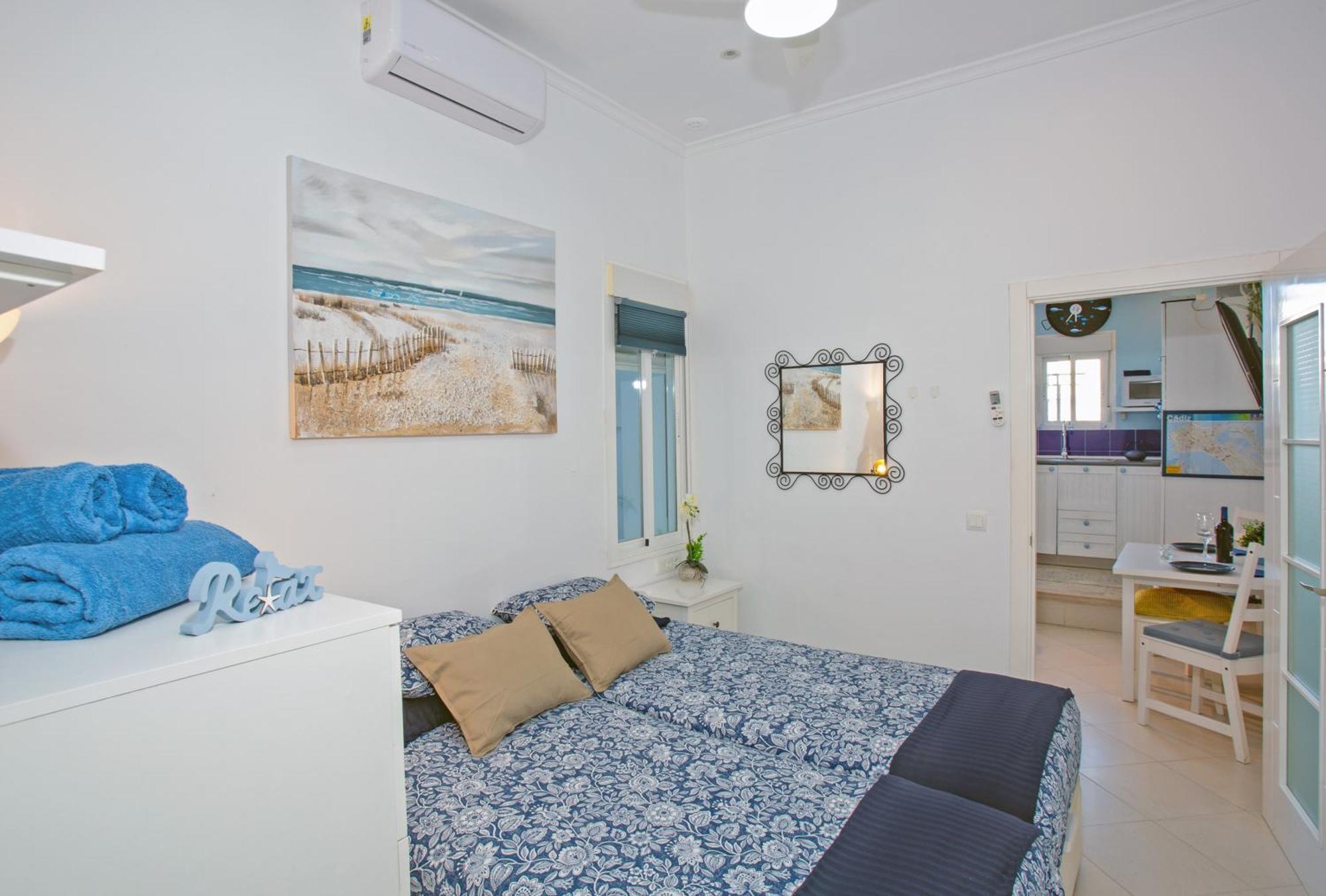 Cadizz- El Faro Del Manteca Apartment Luaran gambar