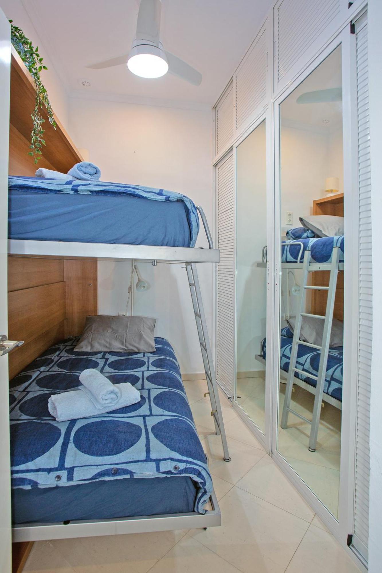 Cadizz- El Faro Del Manteca Apartment Luaran gambar